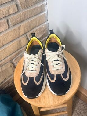 Tory Burch Black and Beige Low-Top Sneakers with Yellow Lining